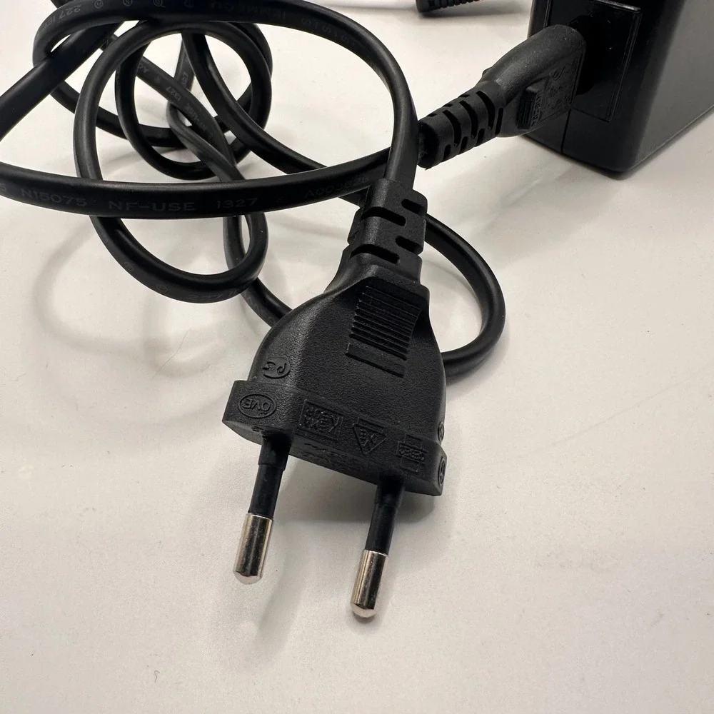 GME GFP252-0512 Switching Power Adapter 5V 12V 1.5A 4-Pin DIN EU Plug AC DC